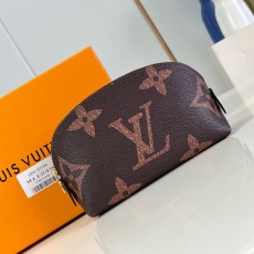 LV Clutch Bags